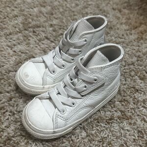 Toddler Leather Converse